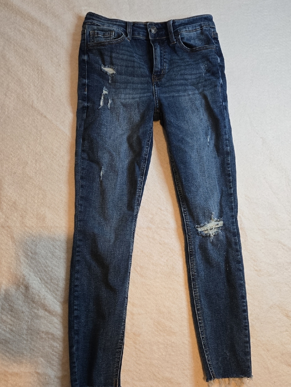 Studio Indigo Ripped Skinny Jeans